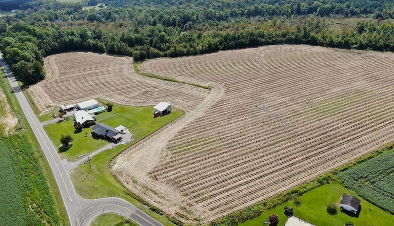 8A5F2879-7DA2-4834-BD39-8E5AC43A3981