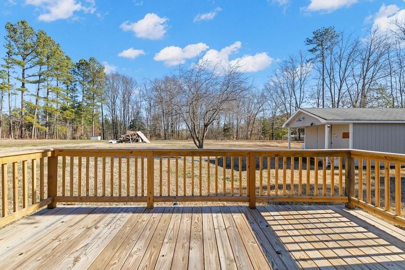 11-22-web-or-mls-870-S-Hill-Rd-22