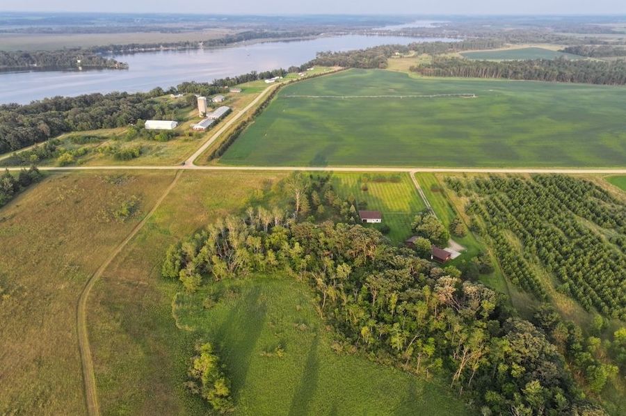 dji_fly_20240818_193206_0183_1724442004946_photo