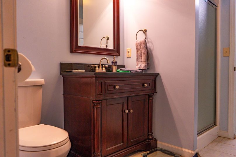 Lewis, WV 246 E 1st Wyllie-051