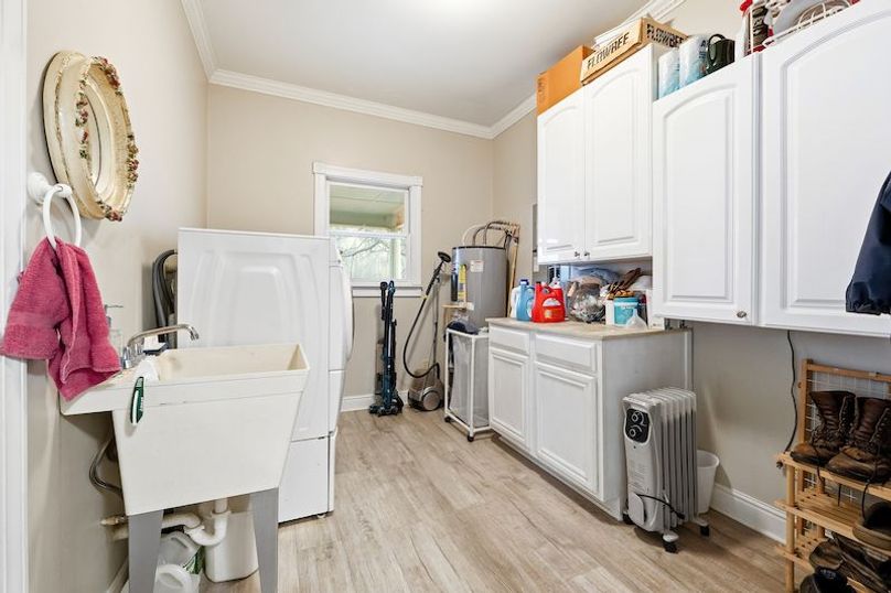 025 - 16 ga hwy 211 statham ga