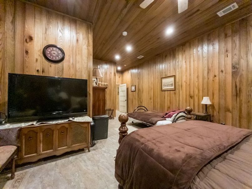 Claiborne Co-314-Fernandez-55