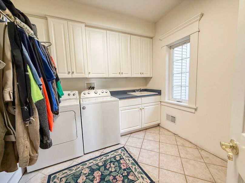 Ontario_9.680_Hardy_Photos_20