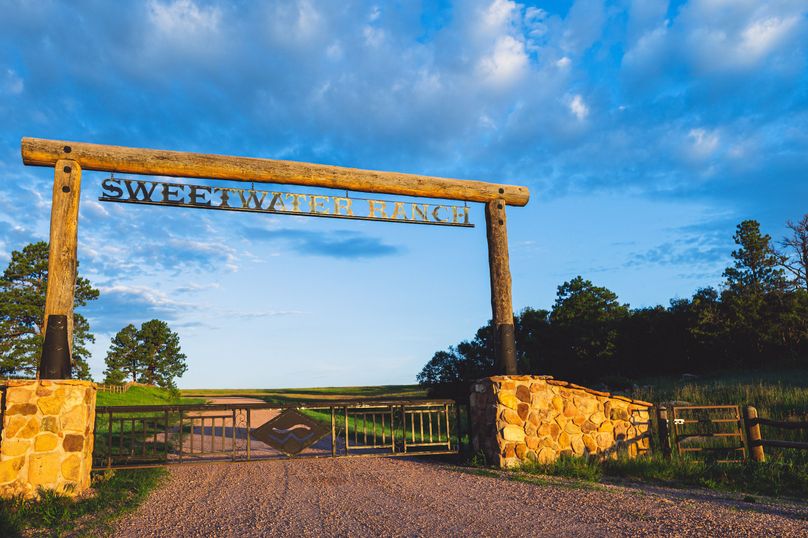 Douglas CO 35 Prettyman - 07 South Entrance