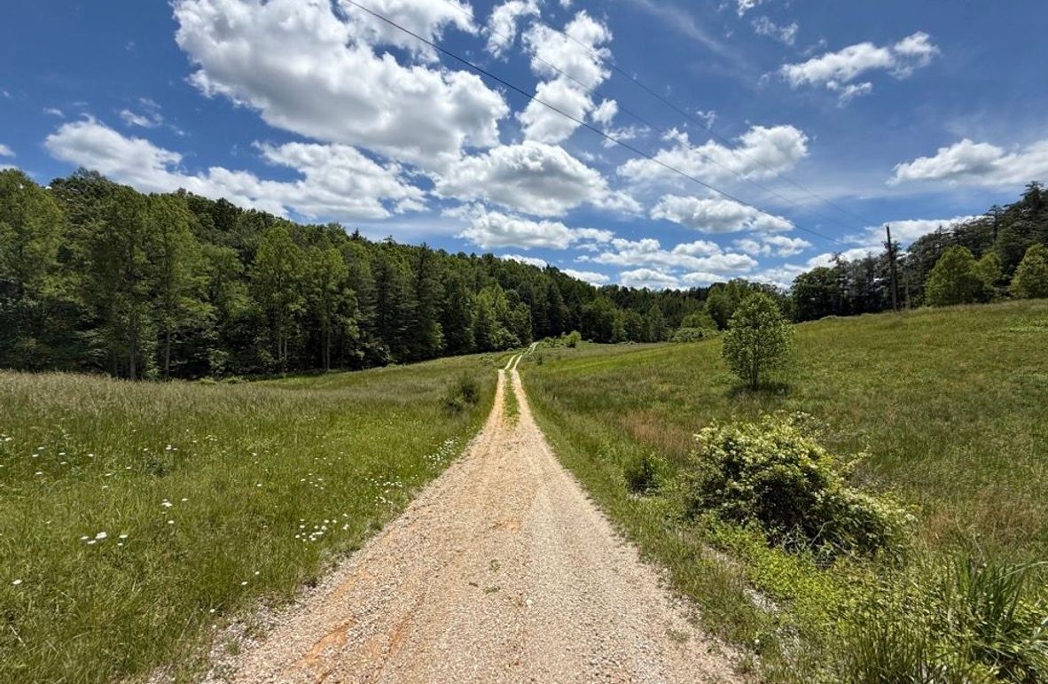 003 the gravel driveway leading into this end of the road escape