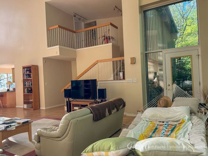 Hinds Co - 51 - Hughes-23