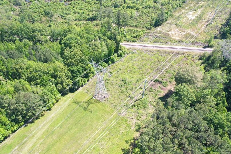 B15A43B6-FC78-49D8-A7FE-6549AE0406A5_1_105_c