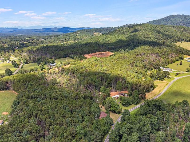 17-web-or-mls-211-luckadoo-rd