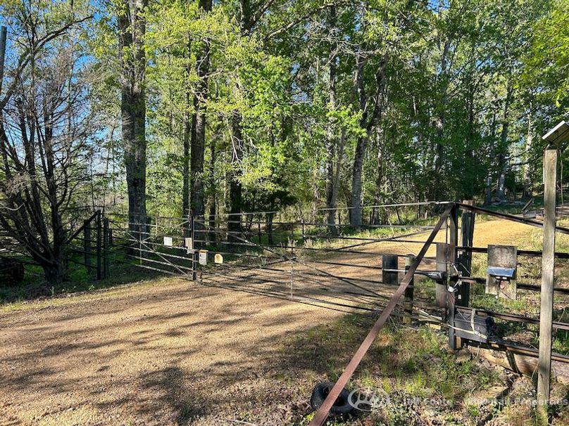 Hinds Co - 51 - Hughes-57