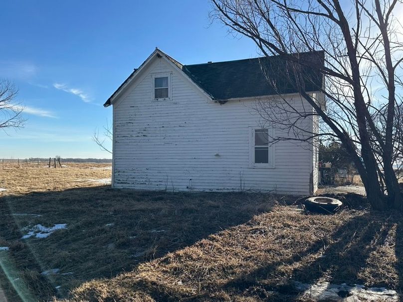 B6E55F4F-5C4D-4E6E-A60C-F8CD3A551778_1_105_c