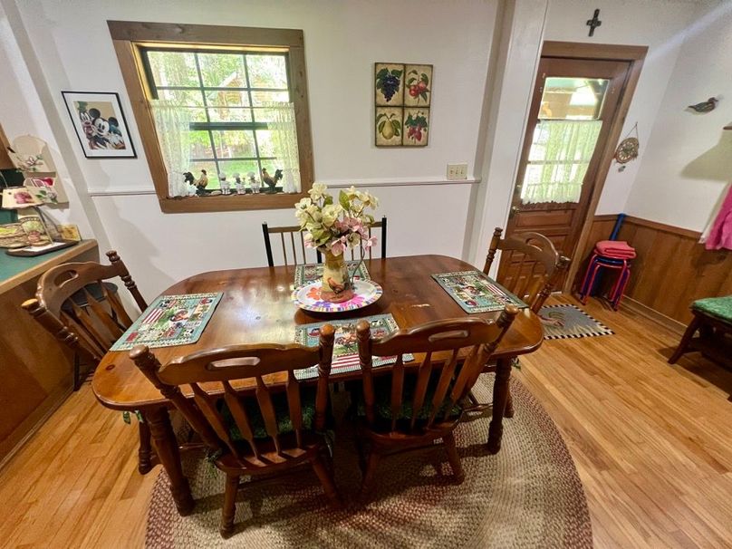 EF8C25CE-0C7B-4FFC-BB89-A3269CF05545_1_201_a