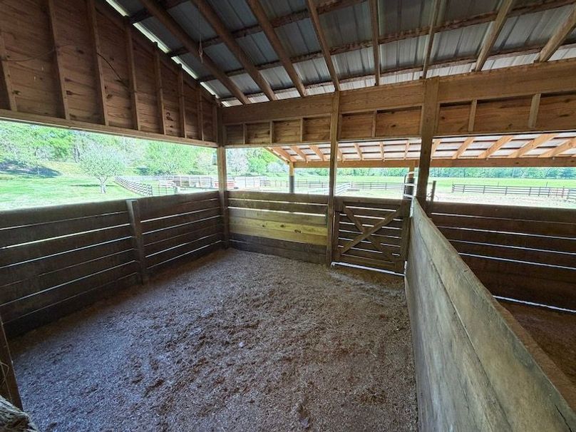 XBarn