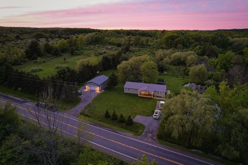 Schuyler_5.6_Combs_2