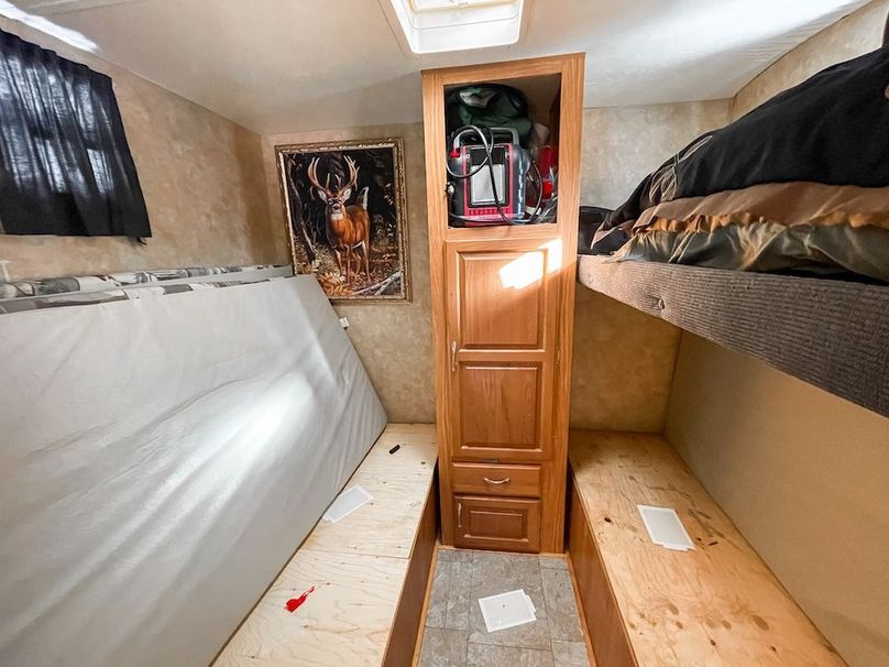 Adams 25, Nessler -66