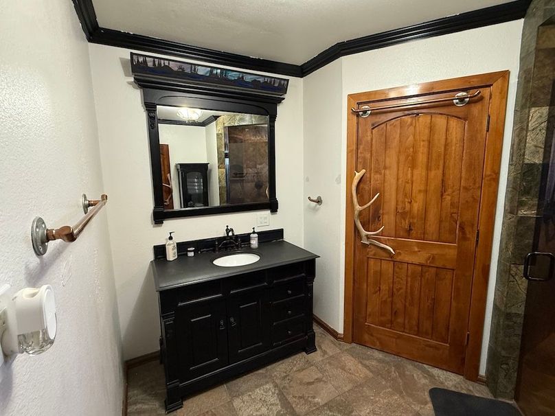 137_Pratt Carver House 6