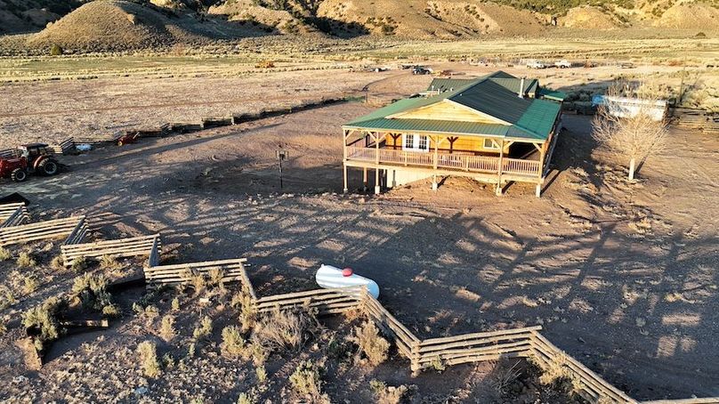 DJI_20250414072240_0003_D