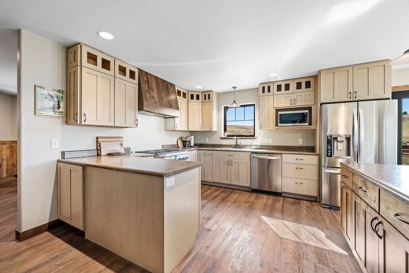 5.2 Kitchen