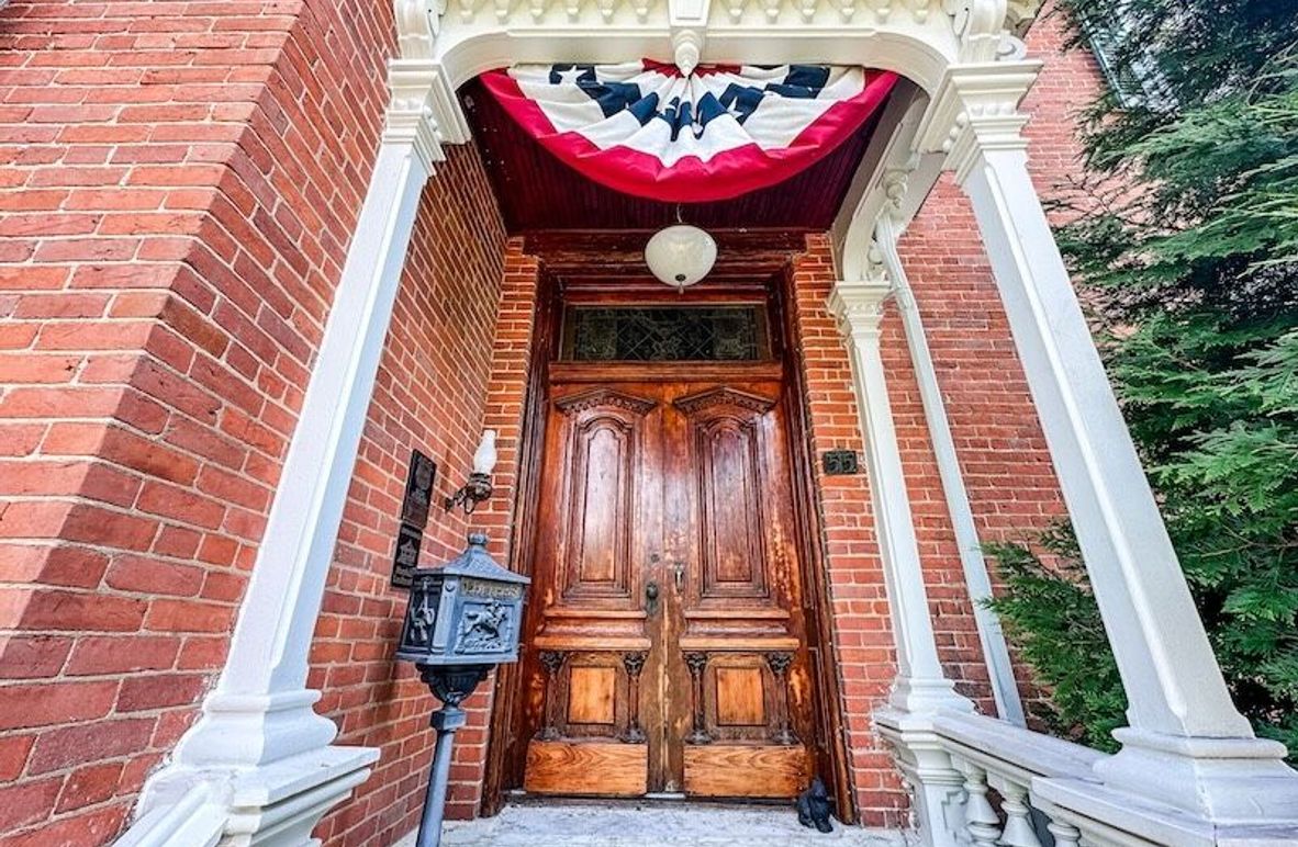 StenceRealty_25_515-N-8th-Street-Marshall-IL_4