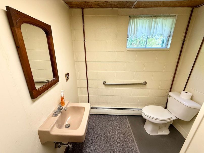 161 Basement Bathroom