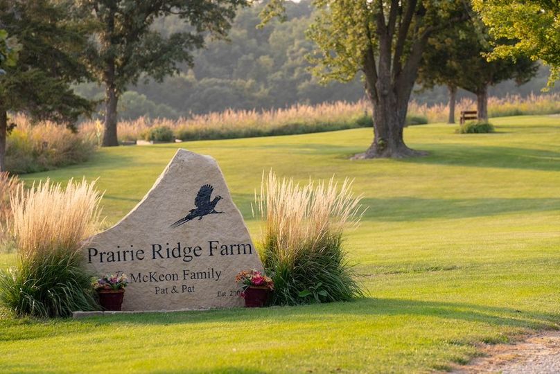 Cedar IA 152 Featured G