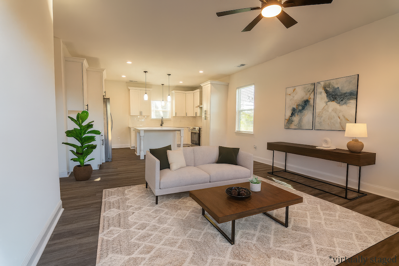 719 Smith St-005-staged