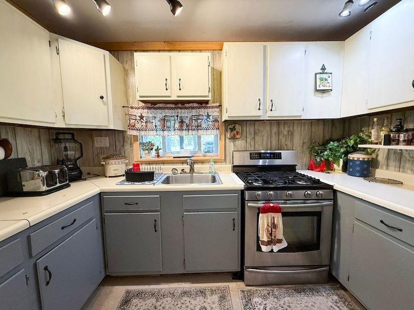 Jefferson NY 195.6 Parker Photos 9