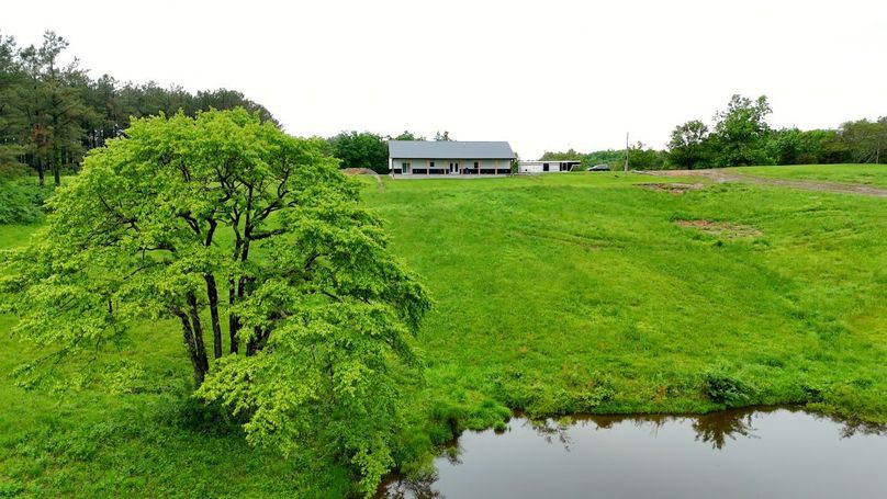 DRONE EDITS.00_04_52_28.Still680