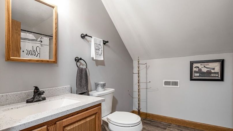 31-zj 18384 Crawmer Rd Se,075