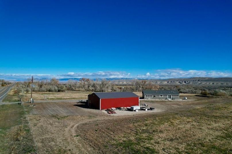 A22E564E-E7E3-45BE-9316-A2B51C0A20A3_1_201_a