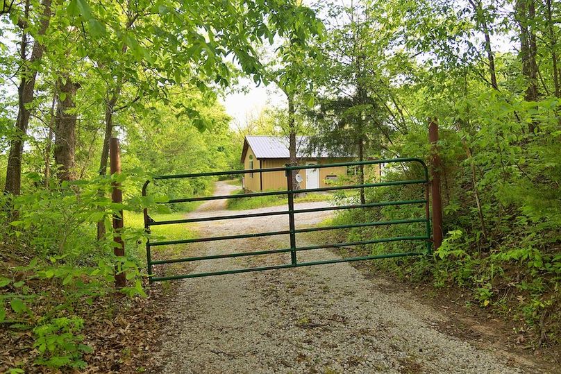 12 entry gate