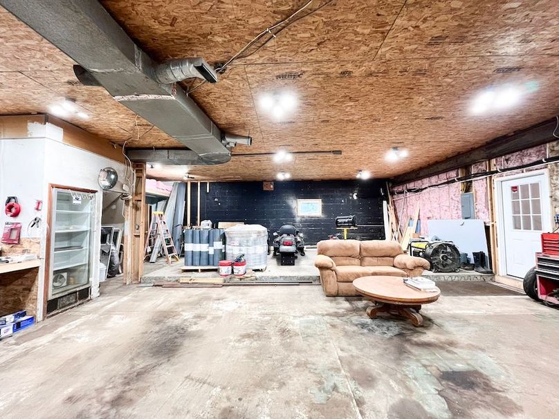 Oswego_1.79_Paro_Photos_17