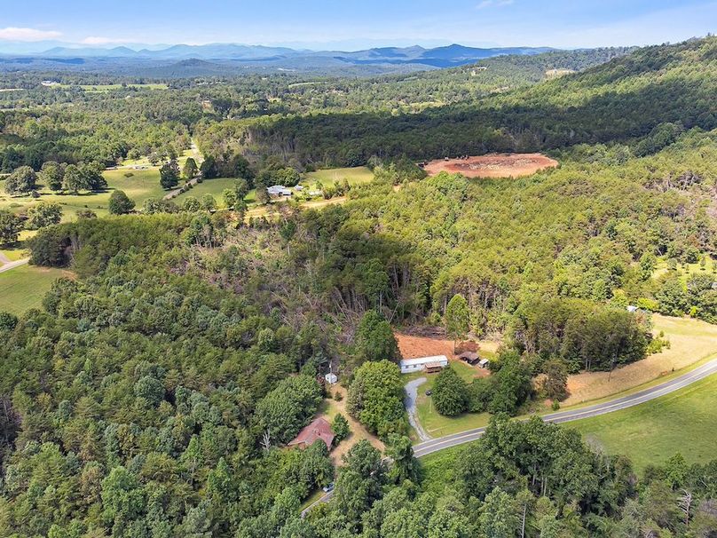 26-web-or-mls-211-luckadoo-rd