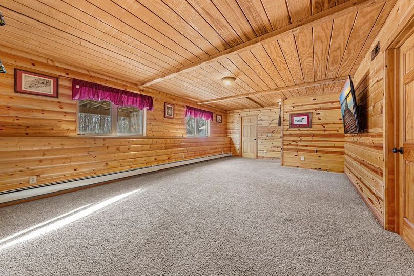 39 family room_lower