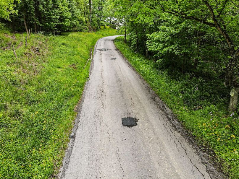 dji_fly_20240511_115734_99_1715443066329_photo