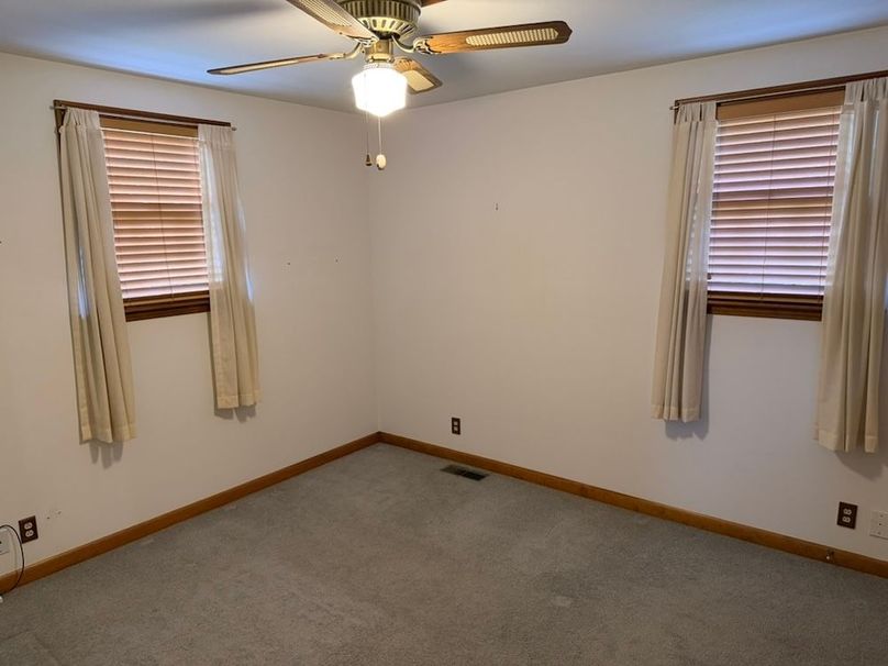 903F7E31-A8CF-4735-ACA5-3C06EBD46055_1_105_c