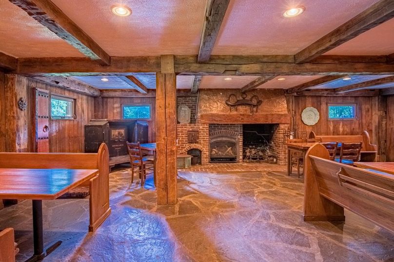 DeerHeadInn-65