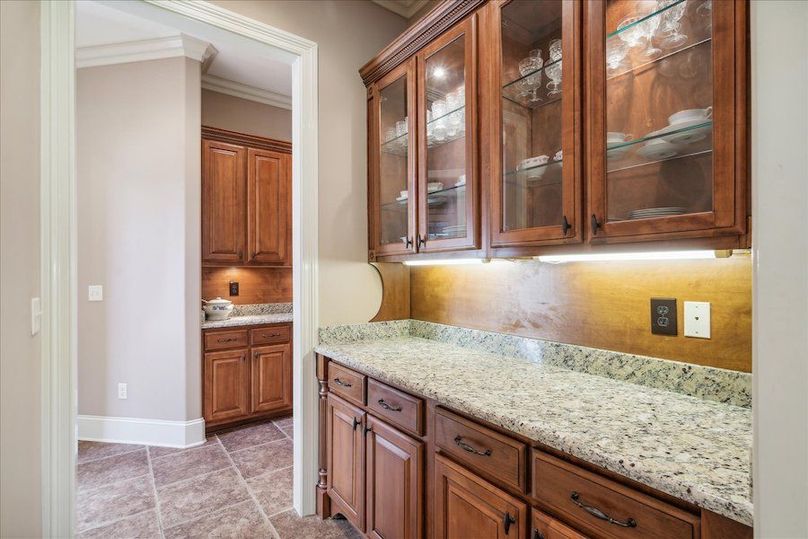20-20-1528249m-5300 Raleigh Lagrange Dr