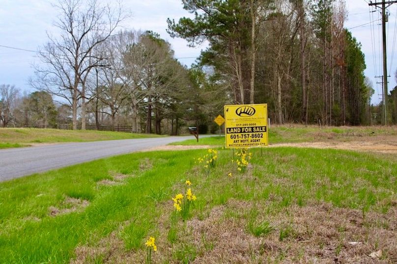 5CD4A11F-B028-4FEC-9AF9-4163B22A1221_1_105_c