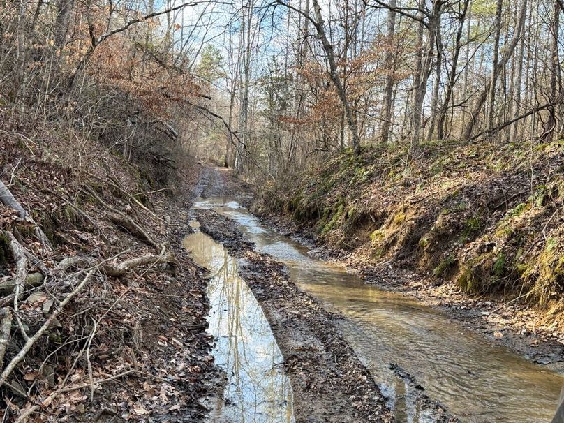 031 access leaving the property-2