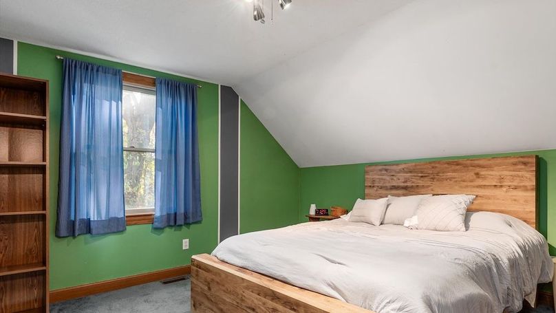 32-zj 18384 Crawmer Rd Se,077