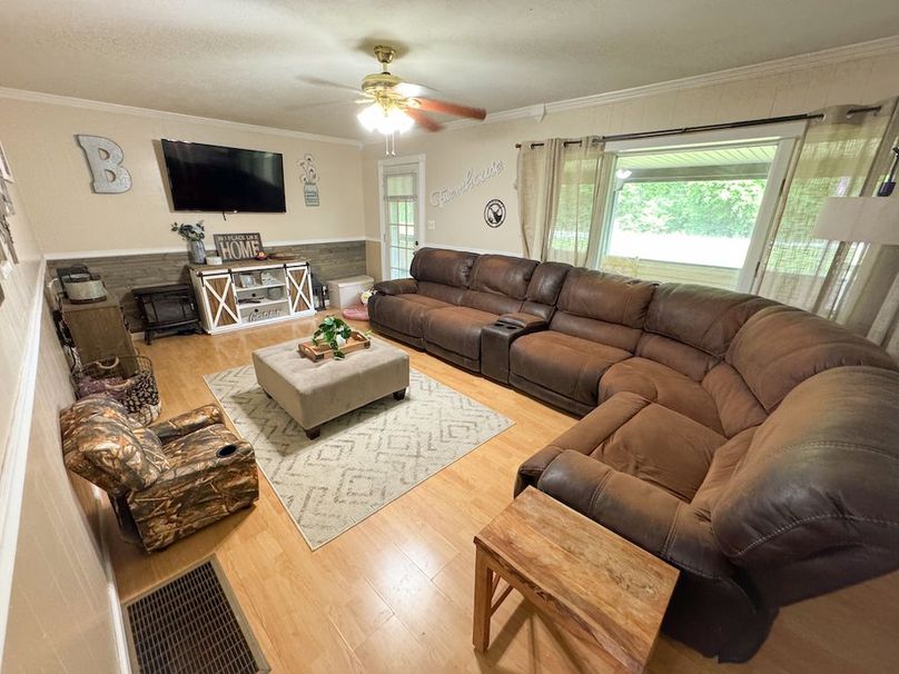 Doddridge, WV 15.68 AC Bonnett-14