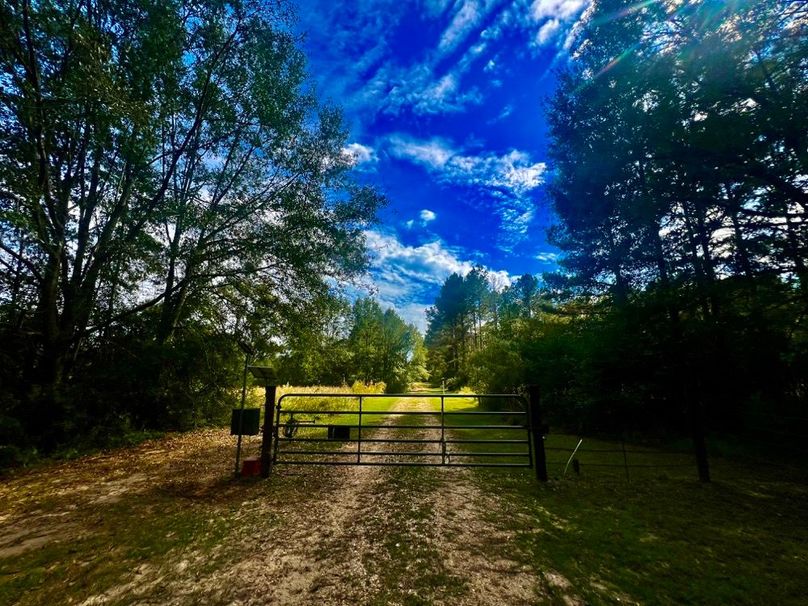 9C49EFAE-61A8-47BA-8F09-C15119C56C6B_1_201_a