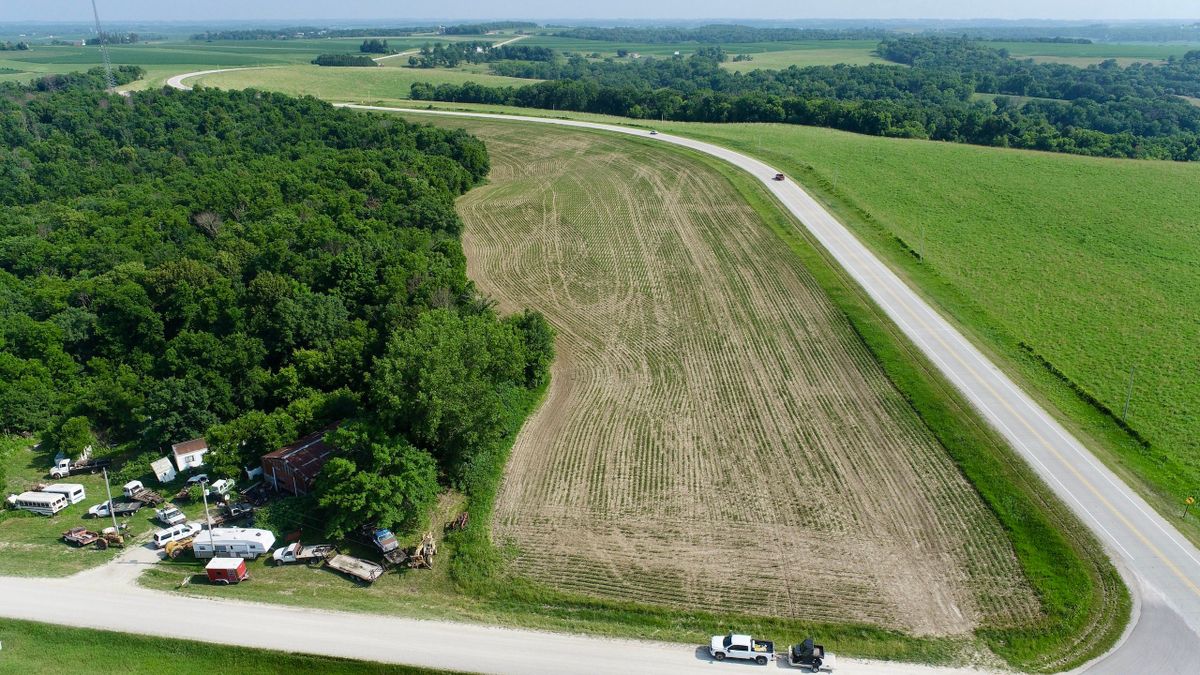 Mixture Tillable and Timber Property South Of Lanesboro Whitetail