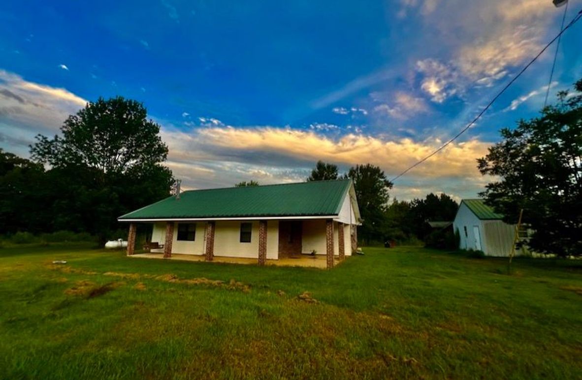 1AE3FB35-0173-43BD-B281-95E33CE57672_1_105_c