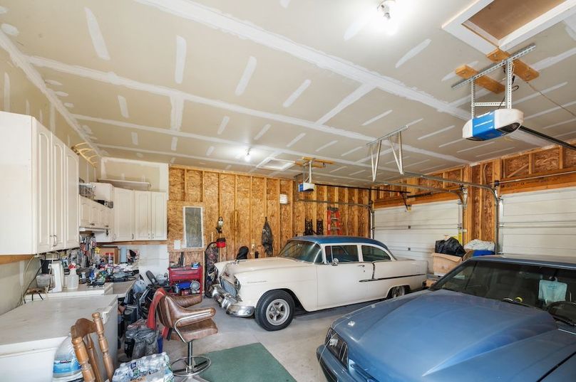 27 Home Garage
