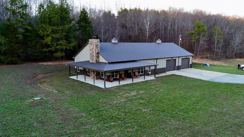 DRONE.00_22_45_23.Still055