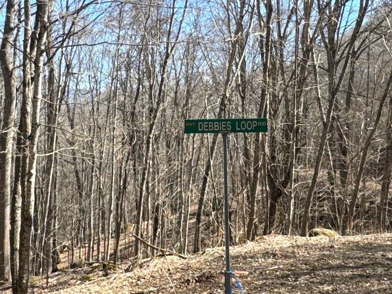 04 Property Rd Sign