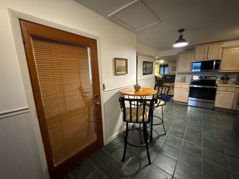 Calhoun, WV 132.84 AC Szegi 2-049