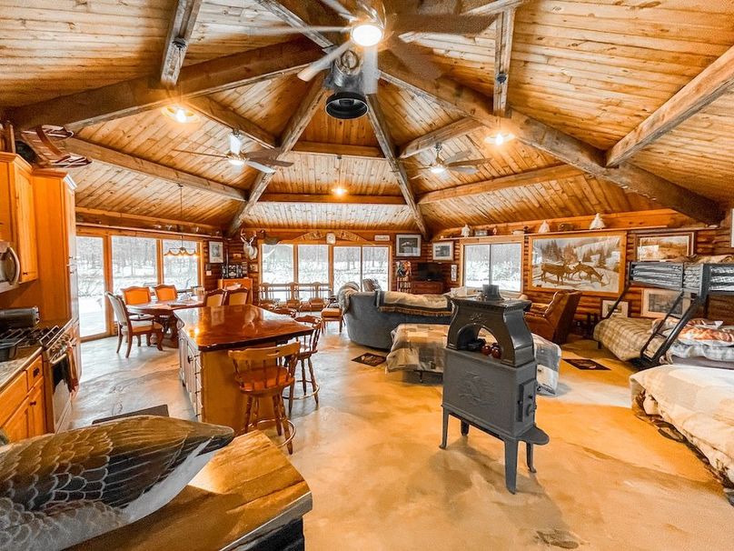 Adams 263.17, Hale -04