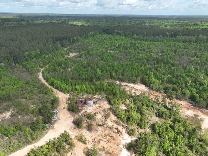 dji_fly_20260415_105402_400_1776345046961_photo